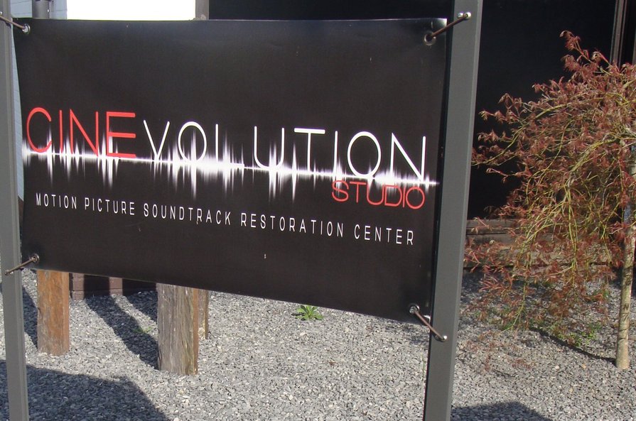 Enseigne de cinévolution studio de restauration son